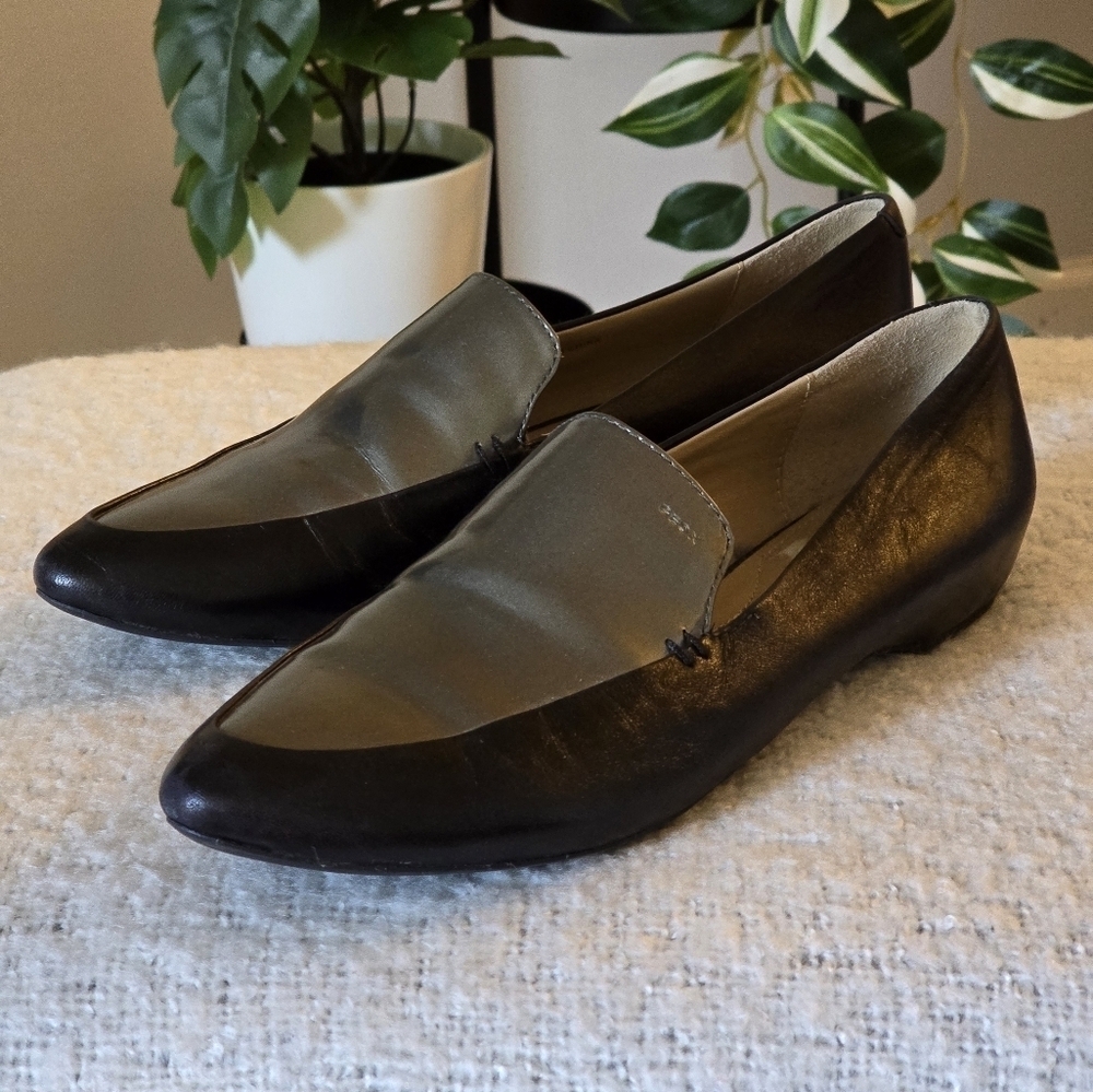 Geox pointed toes slip on glossy leather shoes, color black and grey size 40